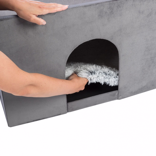 Hundehöhle Harvey mit Treppe