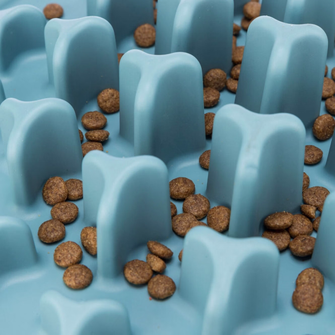 Slow-Feeding-Futtermatte Pillars