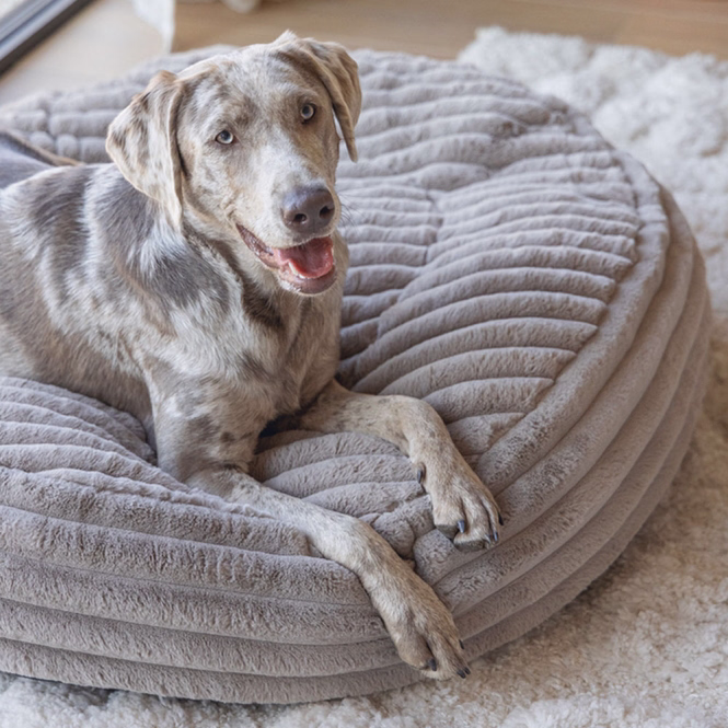 Designed by Lotte Hundebett Reza - rund, beige - 95 x 20 cm